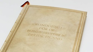 Grundgesetz der Bundes Republik Deutschland